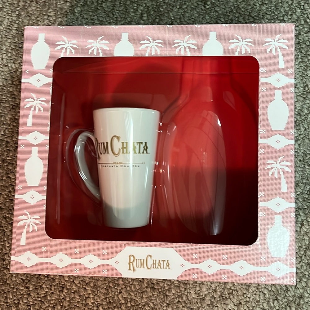 New Rum Chata Gift Box Set
